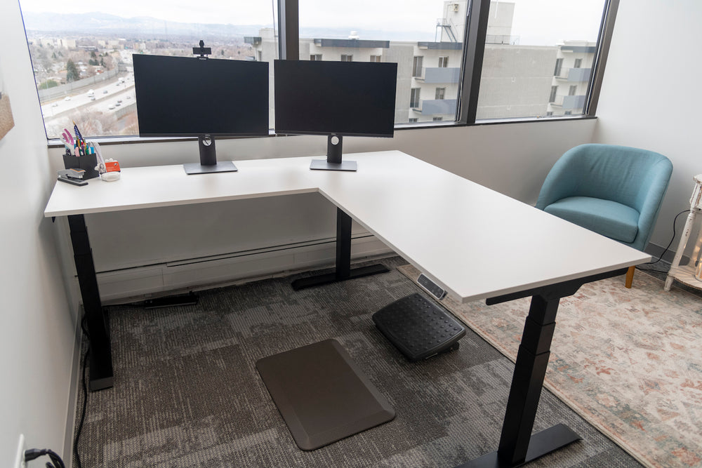 FAQ: How to Get the Best Corporate Pricing When Ordering Standing Desks